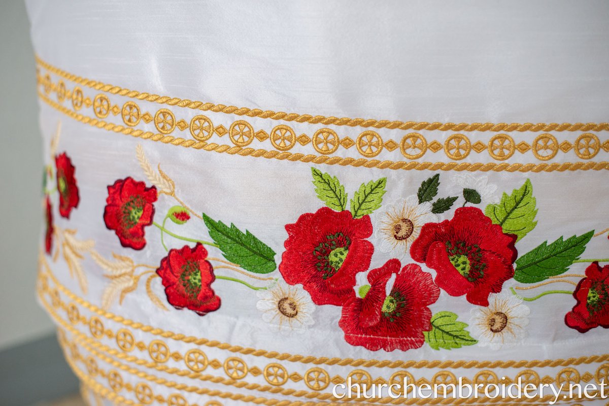 Exquisite Fully Embroidered Altar Server Robe — photo 4