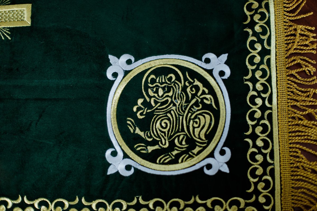 Fringed Chalice Covers with Ribbons - Book of Kells Design — photo 7