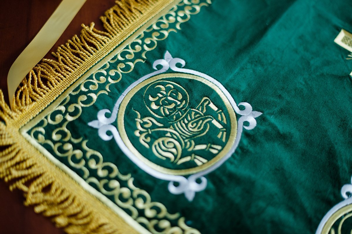 Fringed Chalice Covers with Ribbons - Book of Kells Design — photo 8
