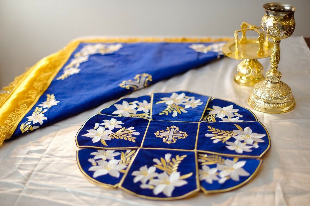 Elegant Blue Chalice Covers with Lily Embroidery Set — photo 6