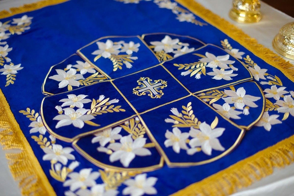 Elegant Blue Chalice Covers with Lily Embroidery Set — photo 8