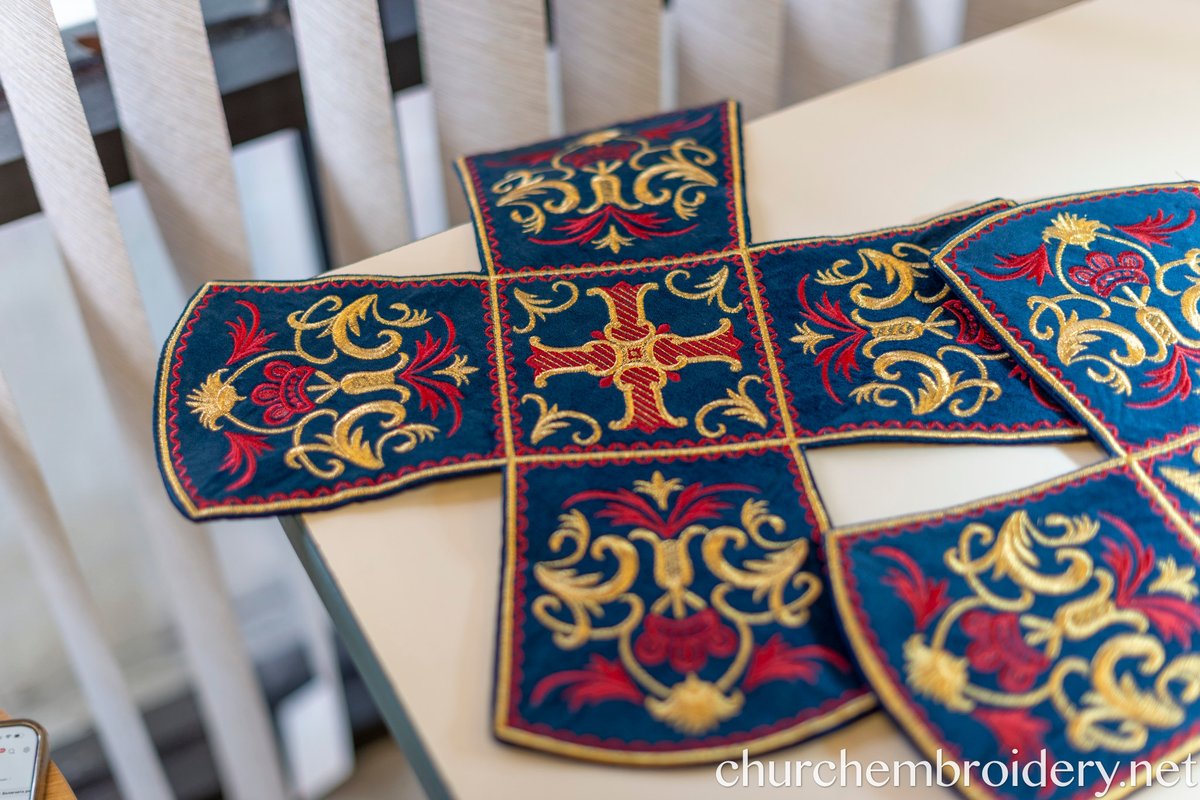 Embroidered Velvet Chalice Covers Set - Dark Blue &amp; Gold — photo 6
