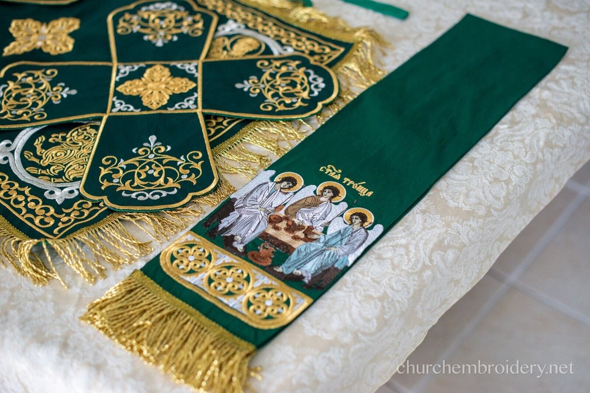 Embroidered Green Chalice Covers Set with Holy Trinity Bookmark — photo 3