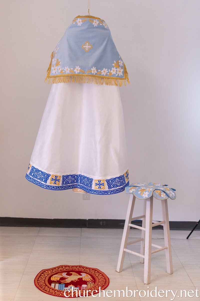 Serene Blue Chalice Cover Set with Embroidered Lilies &amp; Cross — photo 2