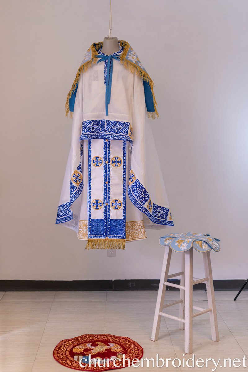 Serene Blue Chalice Cover Set with Embroidered Lilies &amp; Cross — photo 3