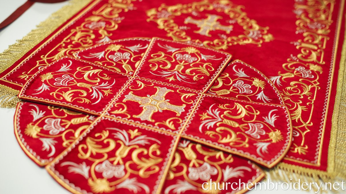 Traditional Velvet Chalice Covers Set - Red &amp; Gold — photo 4