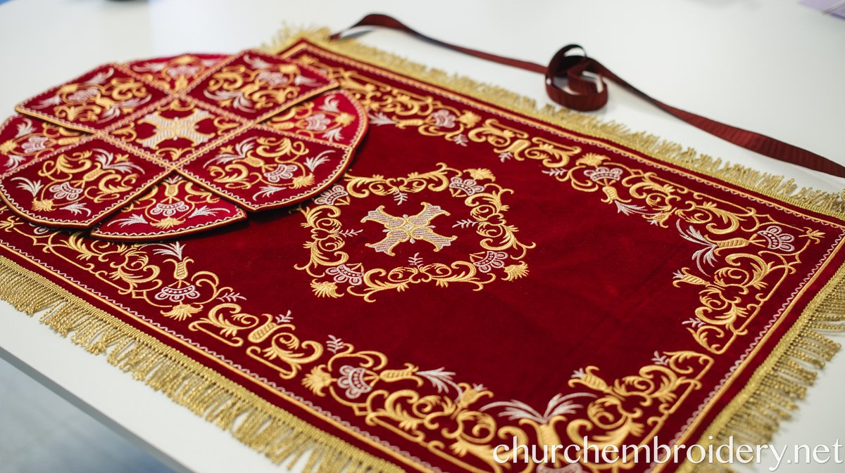 Traditional Velvet Chalice Covers Set - Red &amp; Gold — photo 5