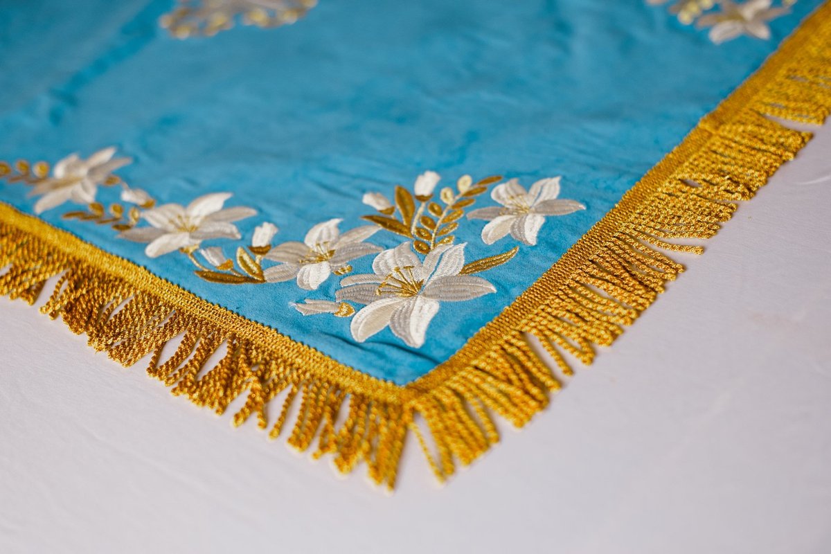 Embroidered Velvet Chalice Covers for Orthodox Parishes — photo 4