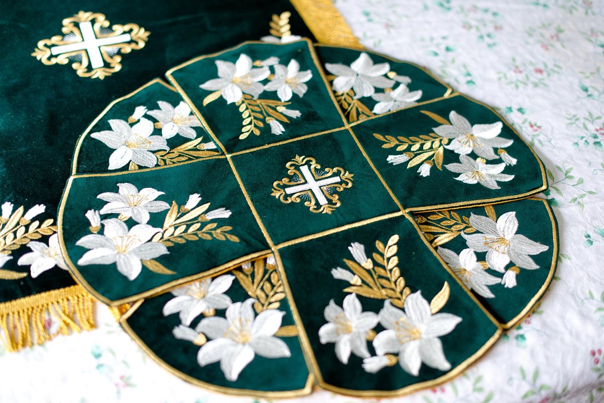 Embroidered Velvet Chalice Covers - Dark Green — photo 3
