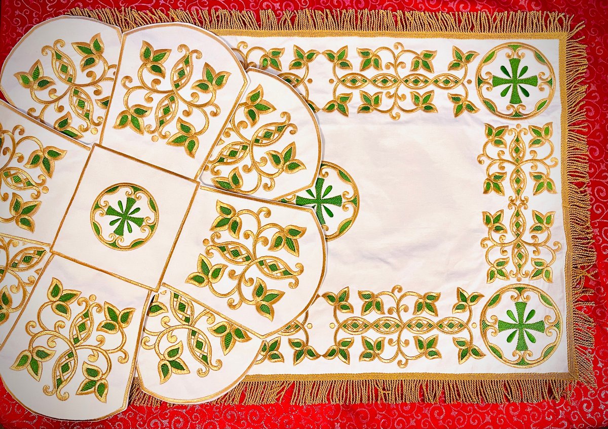 Embroidered Velvet Chalice Covers - White Gold &amp; Green — photo 3