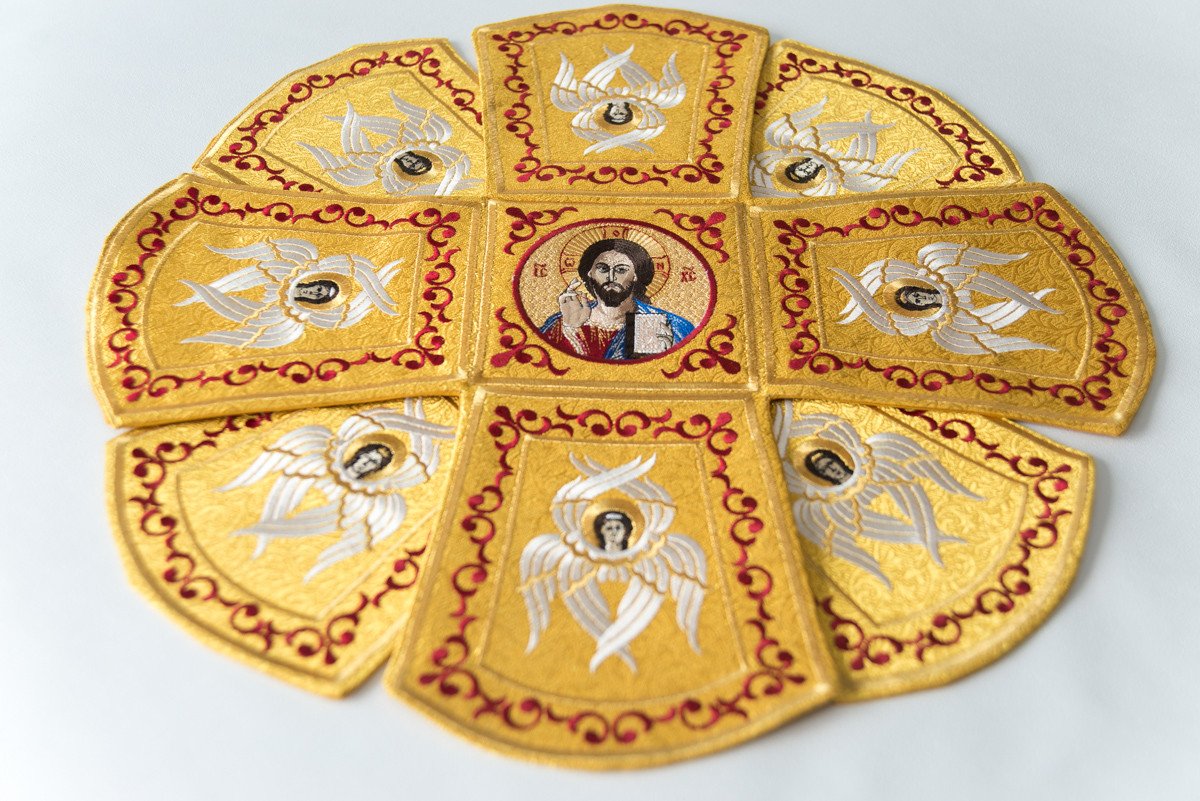 Embroidered Chalice Veils with Iconic Design in Gold Velvet