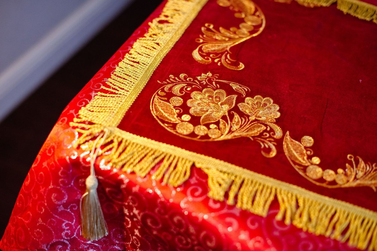 Embroidered Chalice covers, Gospel bookmark and Gospel cover — photo 11