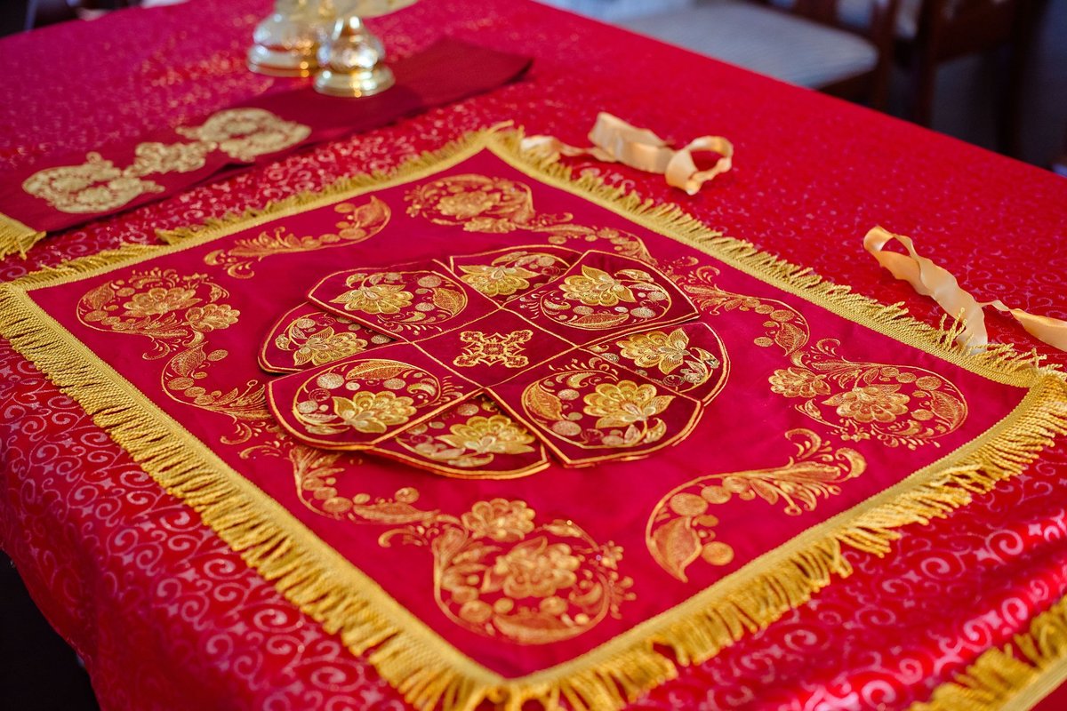 Embroidered Chalice covers, Gospel bookmark and Gospel cover — photo 12