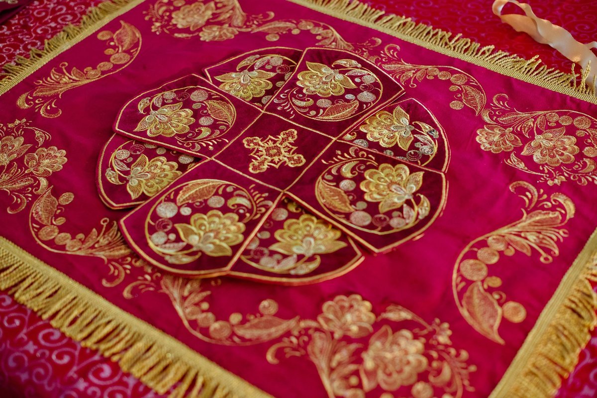 Embroidered Chalice covers, Gospel bookmark and Gospel cover — photo 13