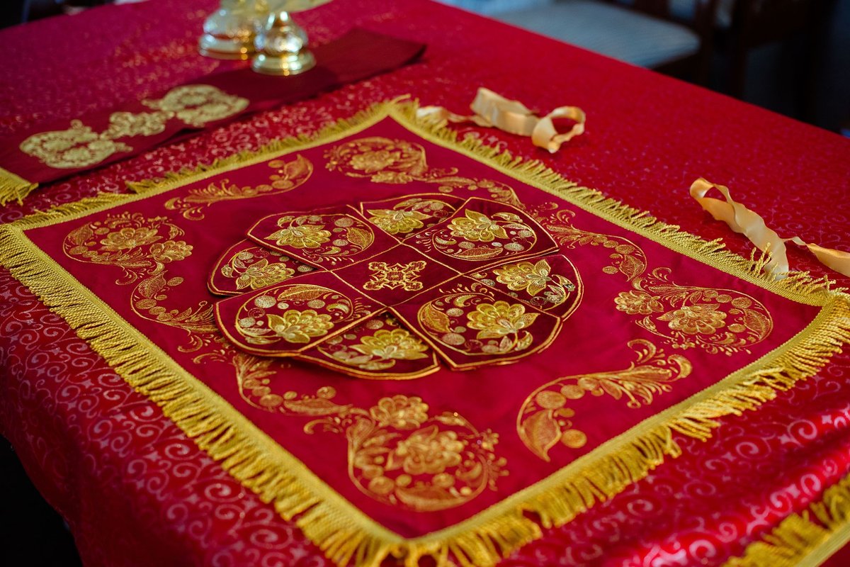 Embroidered Chalice covers, Gospel bookmark and Gospel cover — photo 15