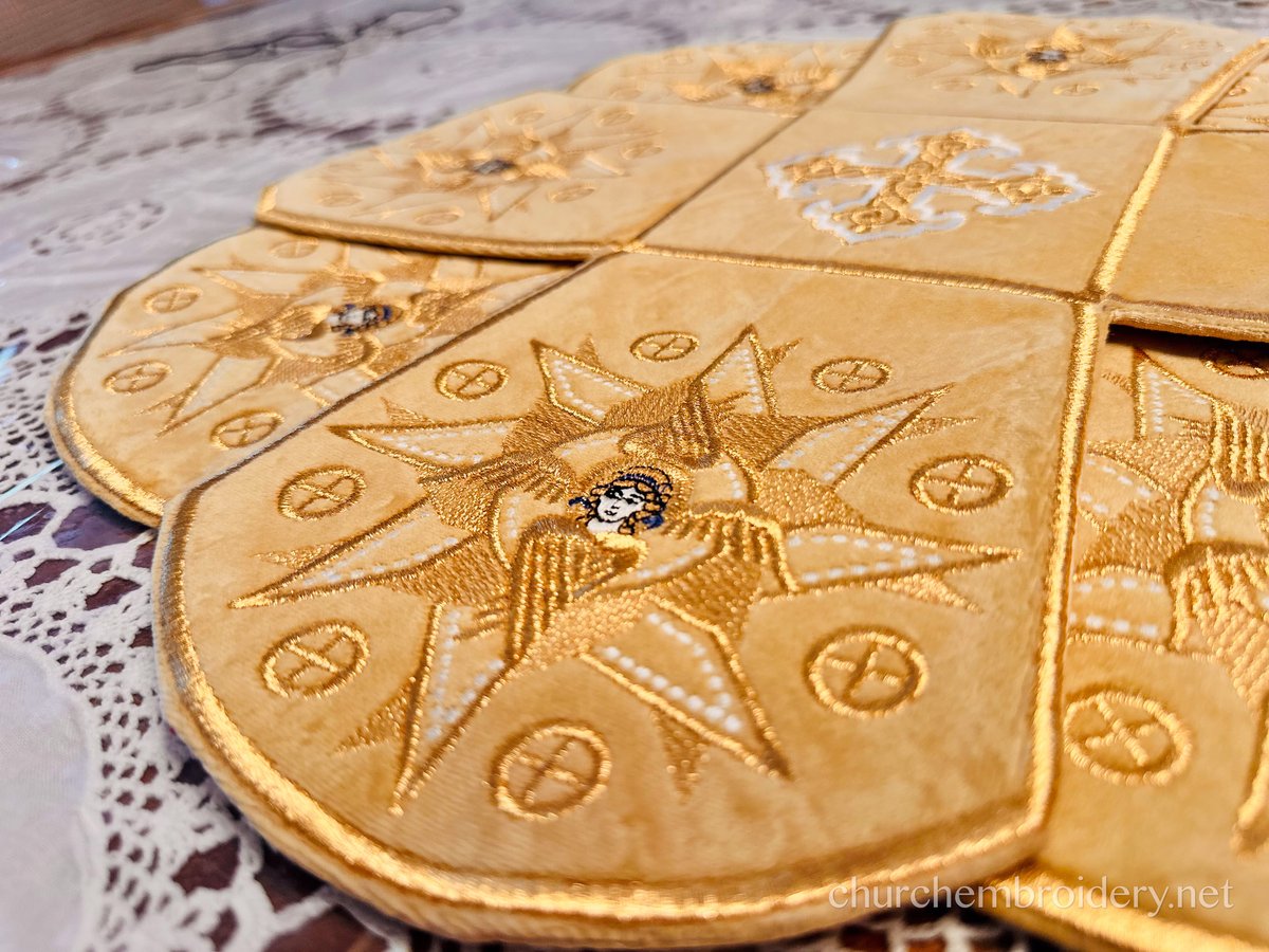 Exclusive Gold-Embroidered Chalice Covers for Orthodox Churches — photo 2