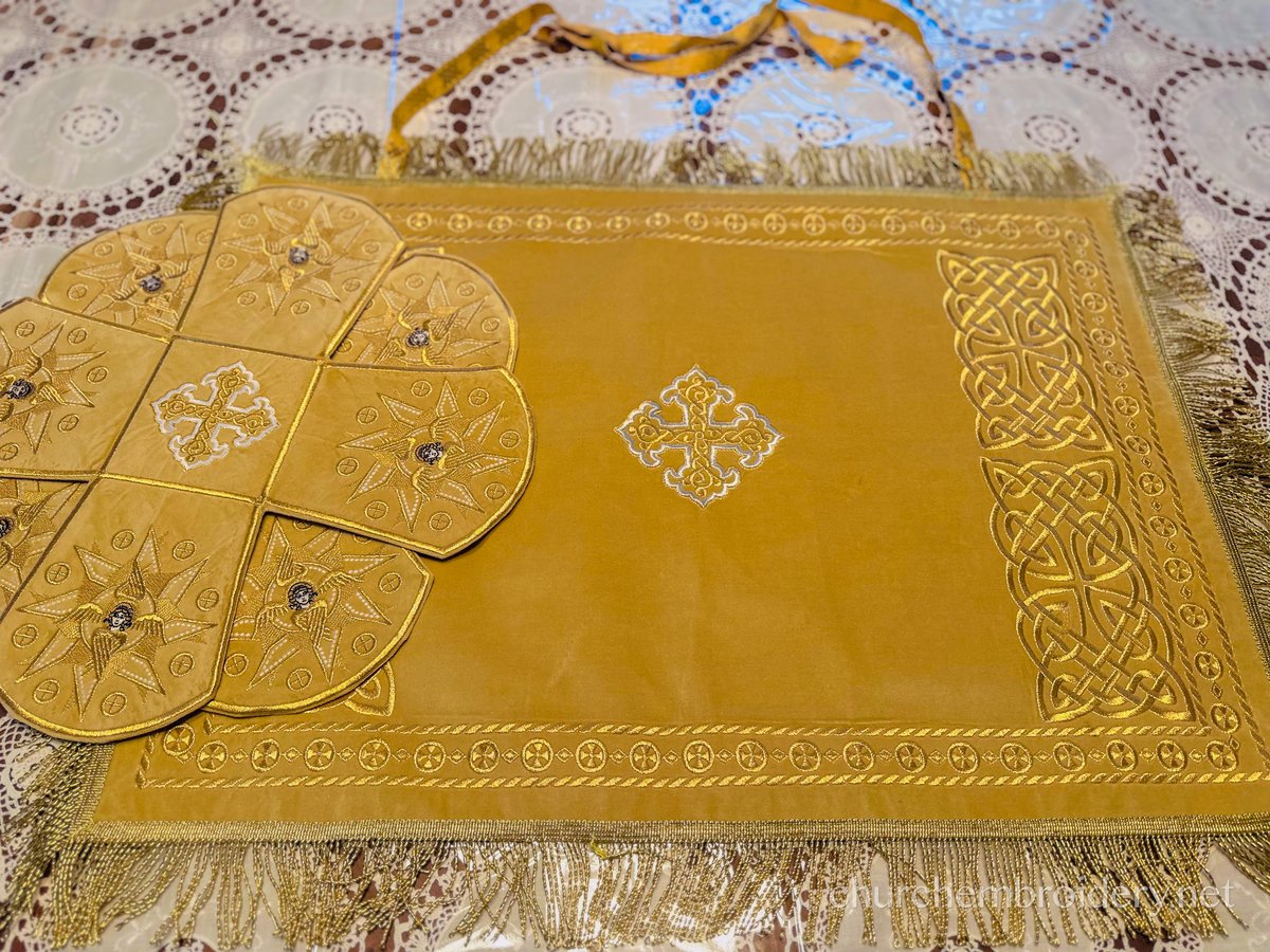 Exclusive Gold-Embroidered Chalice Covers for Orthodox Churches — photo 6