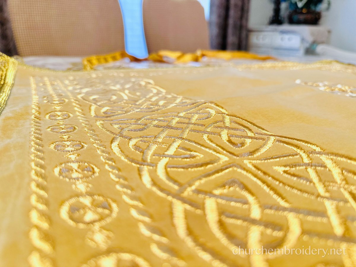Exclusive Gold-Embroidered Chalice Covers for Orthodox Churches