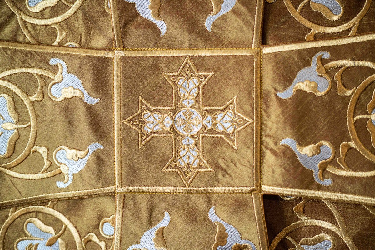 Embroidered Chalice covers, veils. Gold, with the Icon of Christ — photo 4