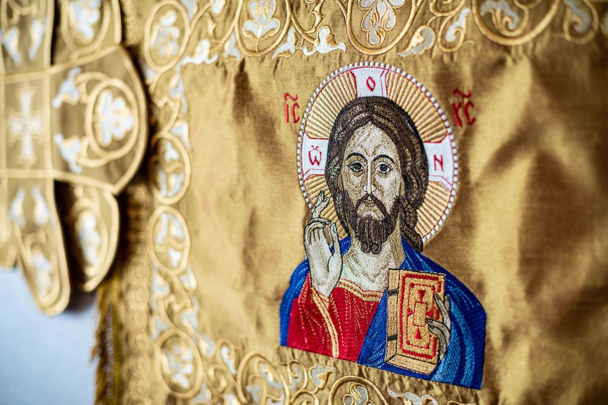 Embroidered Chalice covers, veils. Gold, with the Icon of Christ — photo 7