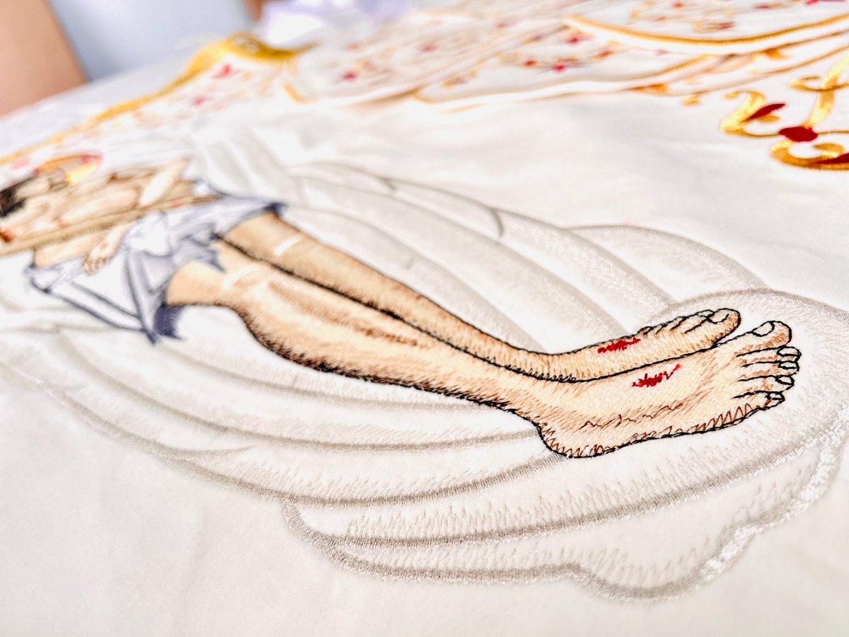 Elegant Embroidered Chalice Covers &amp; Veils for Worship — photo 3