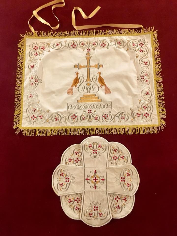Embroidered Chalice covers, veils. White Color, cotton velvet — photo 2