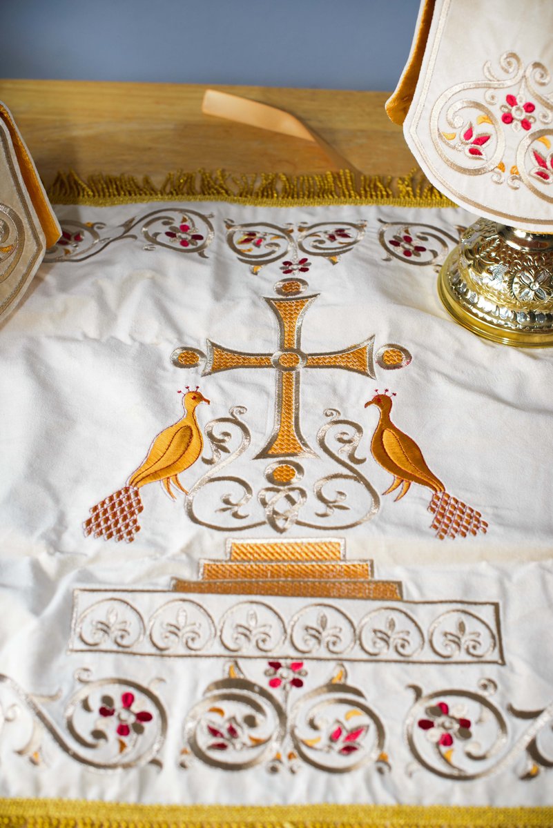 Embroidered Chalice covers, veils. White Color, cotton velvet — photo 9
