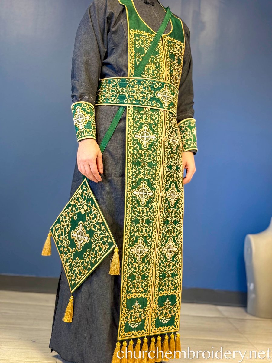 Embroidered Eastern Russian Orthodox Priest Vestments Set — Emerald Green-Gold — photo 11