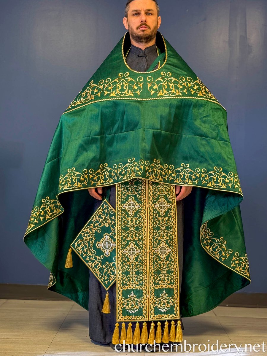 Embroidered Eastern Russian Orthodox Priest Vestments Set — Emerald Green-Gold — photo 12