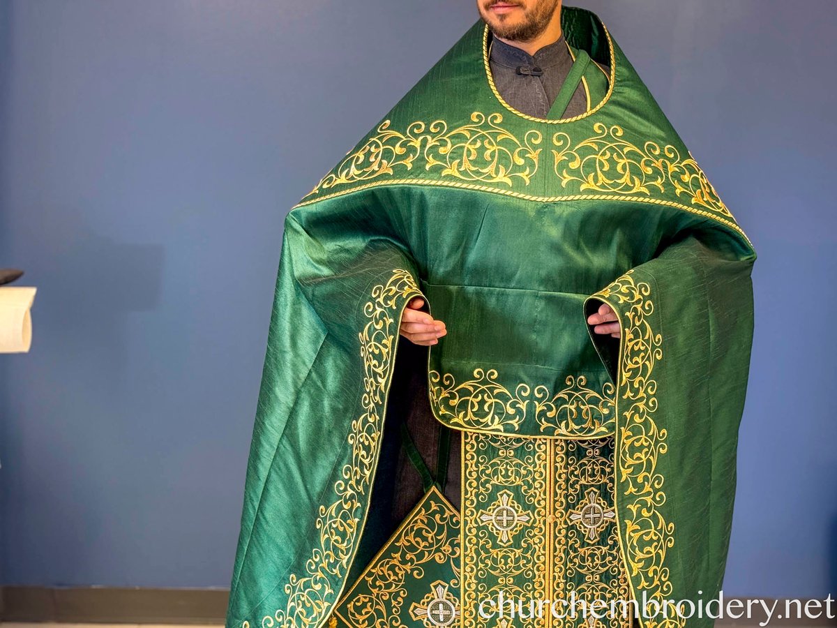 Embroidered Eastern Russian Orthodox Priest Vestments Set — Emerald Green-Gold — photo 5