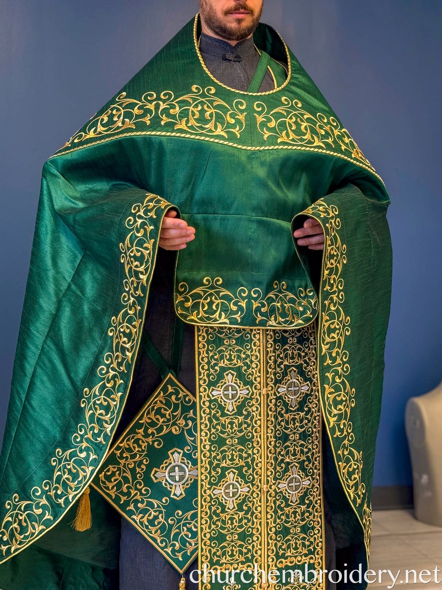 Embroidered Eastern Russian Orthodox Priest Vestments Set — Emerald Green-Gold — photo 7