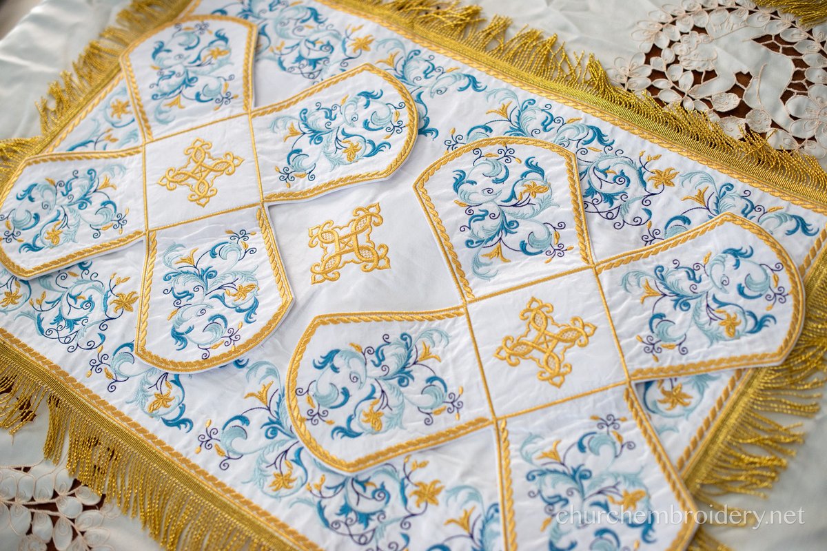 Fully Embroidered Chalice covers, veils. White gold blue — photo 4
