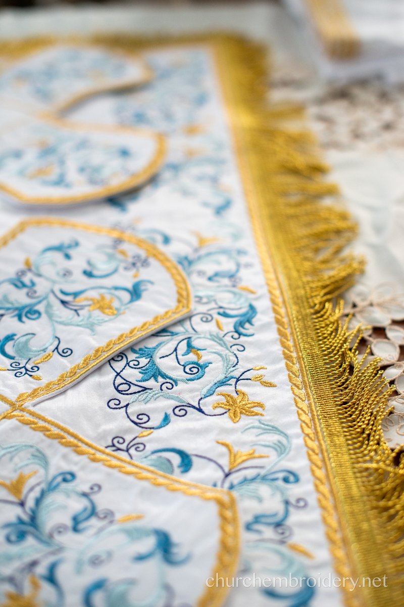 Fully Embroidered Chalice covers, veils. White gold blue — photo 5