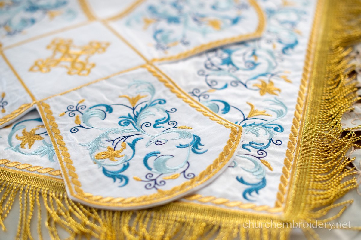Fully Embroidered Chalice covers, veils. White gold blue — photo 6