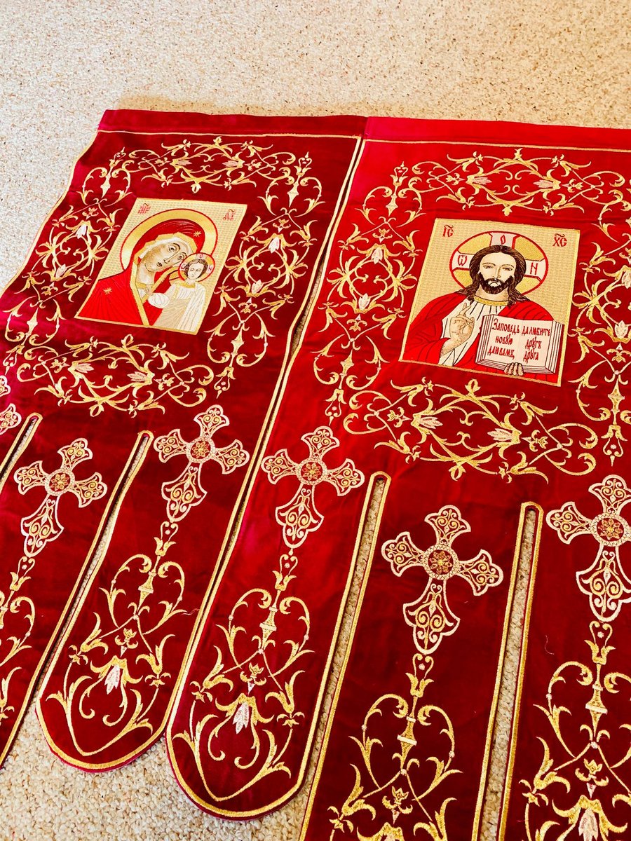 Fully embroidered church banners (two) — photo 2