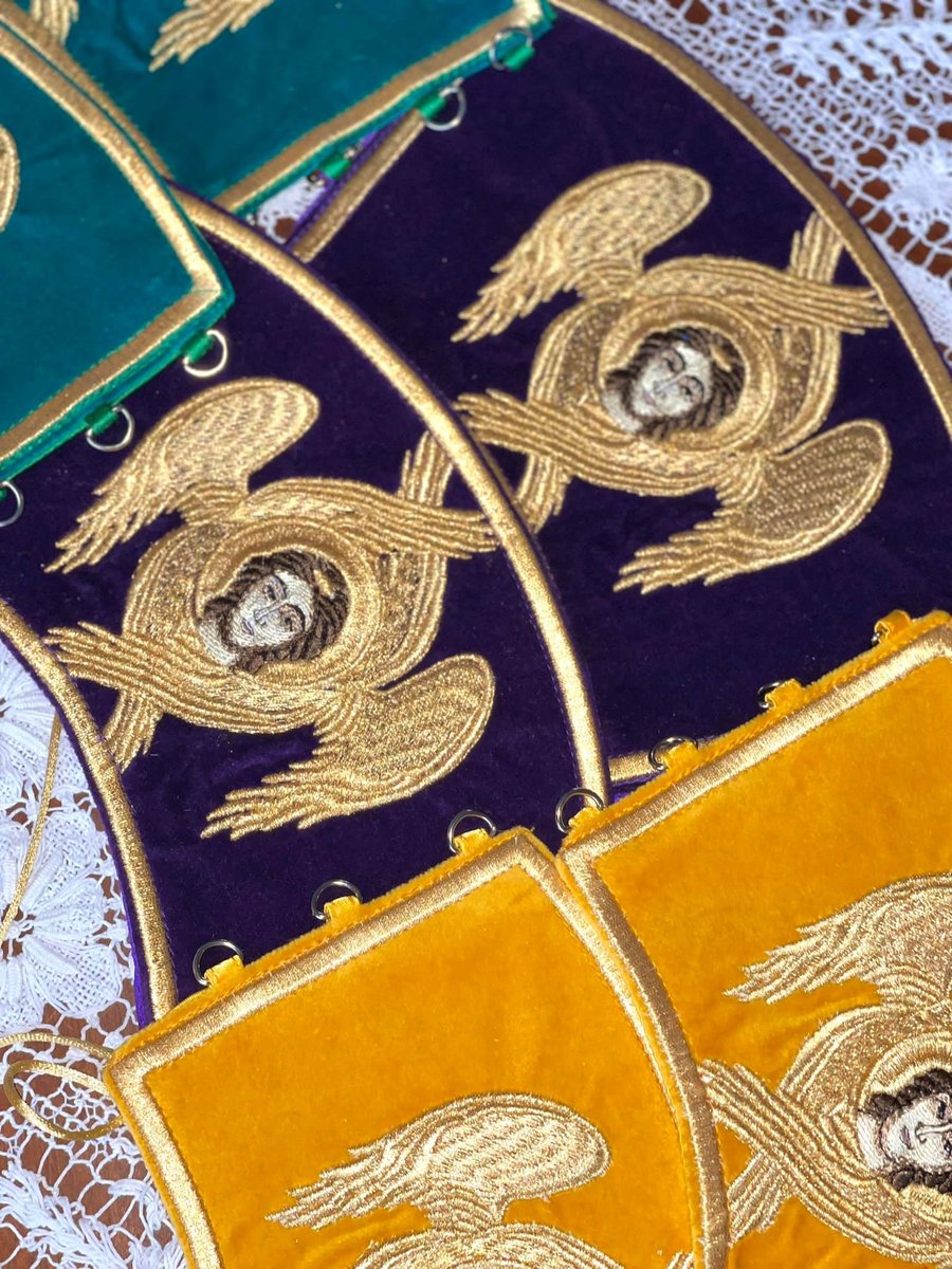 Heavenly Cotton Velvet Clergy Cuffs — photo 6