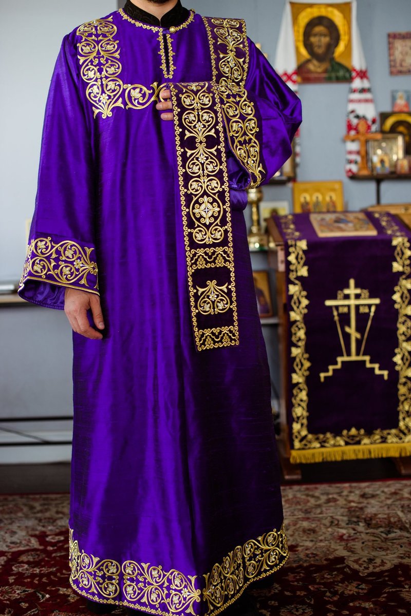 Fully embroidered deacon vestments set — photo 4