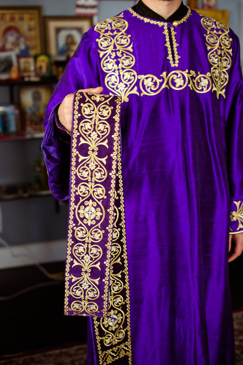 Fully embroidered deacon vestments set — photo 5