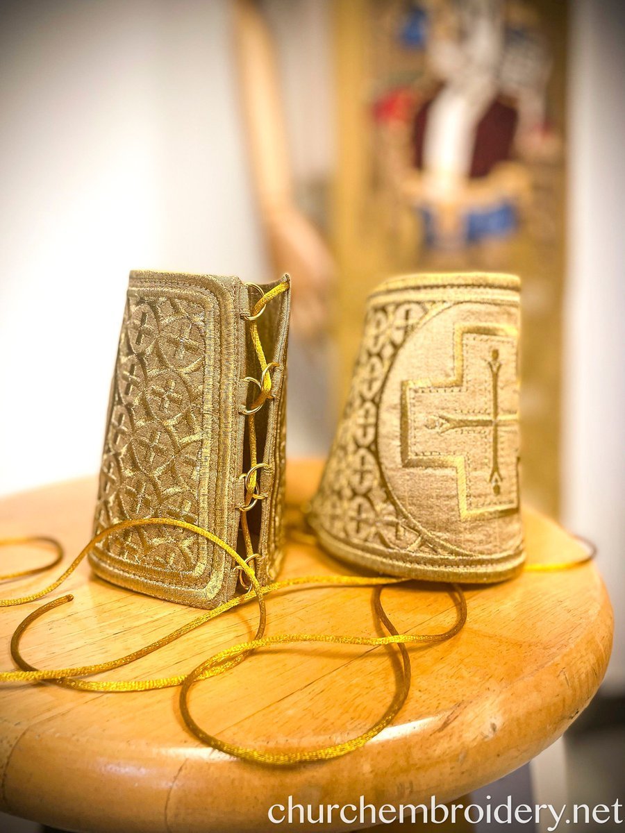 Fully Embroidered Epitrachelion –Saint Nicholas with the Icon — photo 3