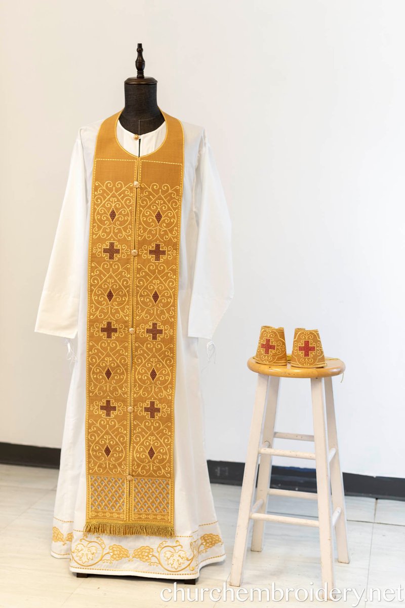 Fully Embroidered Epitrahelion – Gold Eastern Orthodox Priest Vestments