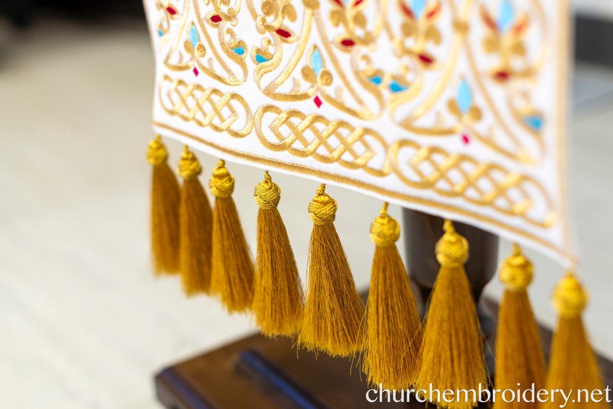 Fully Embroidered Epitrachelion –Saint Nectarios with the Icon — photo 10