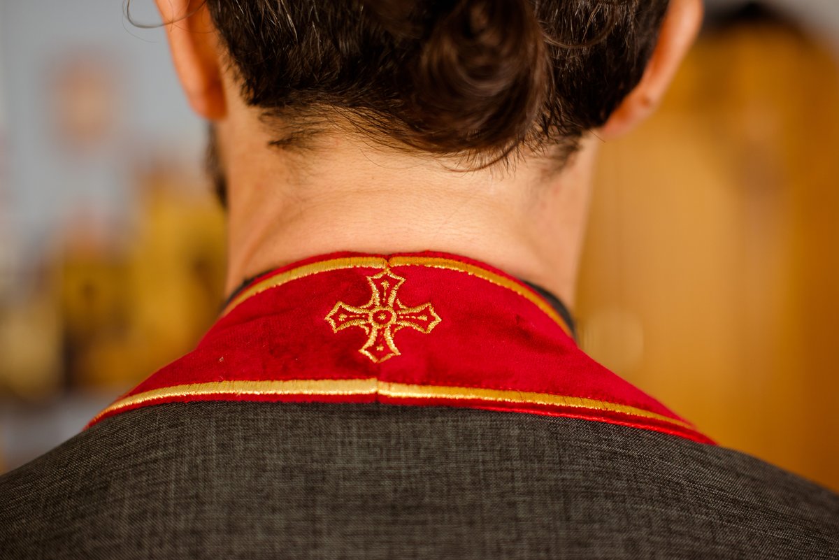 Fully embroidered epitrahelion set with icons — photo 5