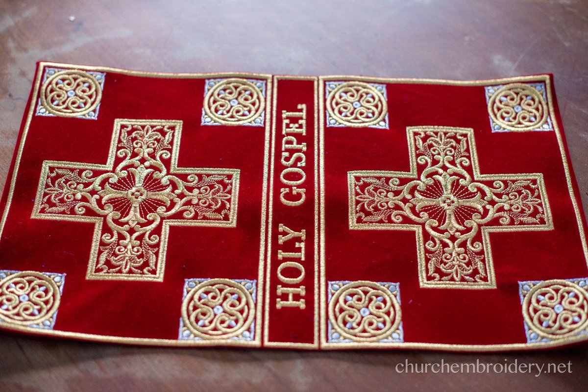 Fully Embroidered Gospel Book Cover With Two Crosses Velvet Cotton 100% — photo 2