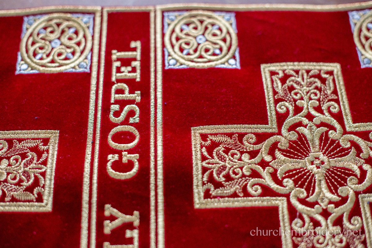 Fully Embroidered Gospel Book Cover With Two Crosses Velvet Cotton 100% — photo 3