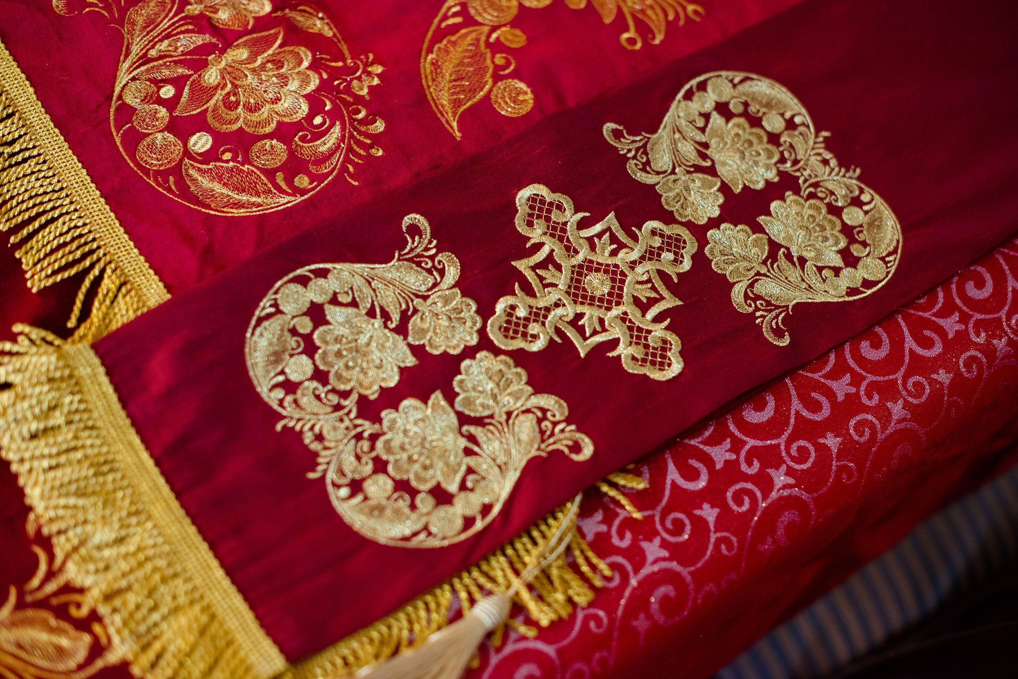 Gospel Elegance Embroidered Bookmark — photo 2