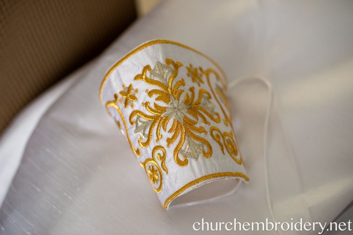 Fully Embroidered Orthodox Priest Simple Vestments Set, White,Gold Silver — photo 2