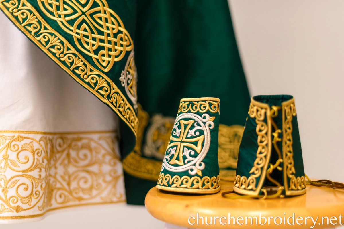 Fully Embroidered Orthodox Priest Vestments Set,  Green Lime Gold — photo 11