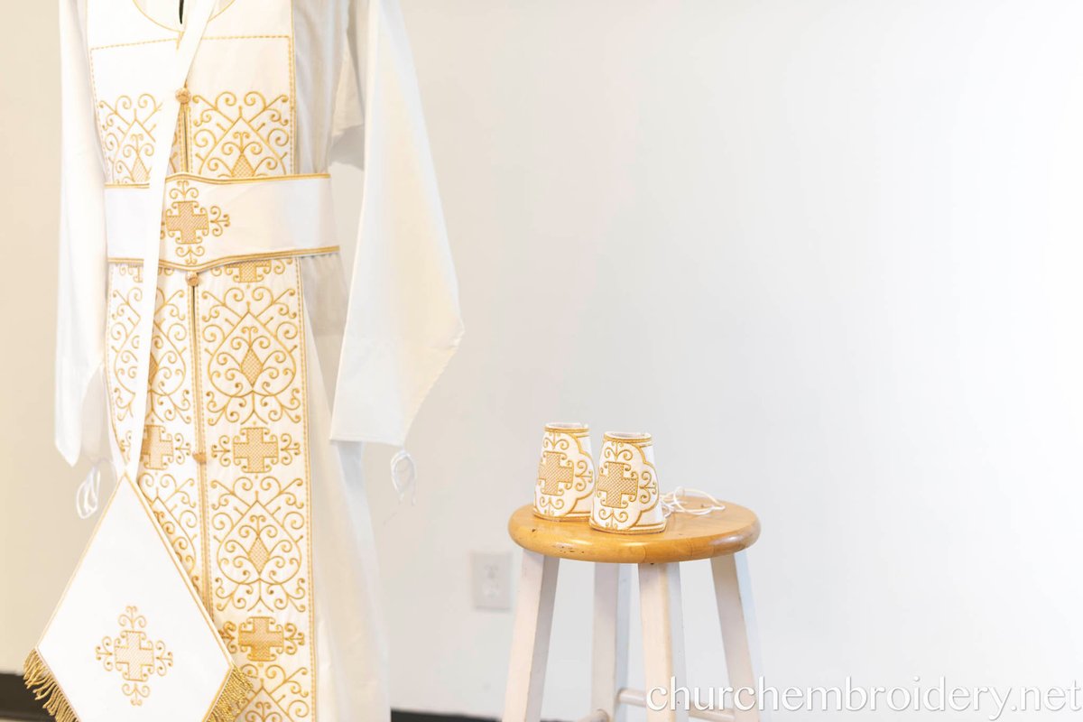 Fully-Embroidered Orthodox Priest Vestments Set — White-Gold Light silk — photo 2