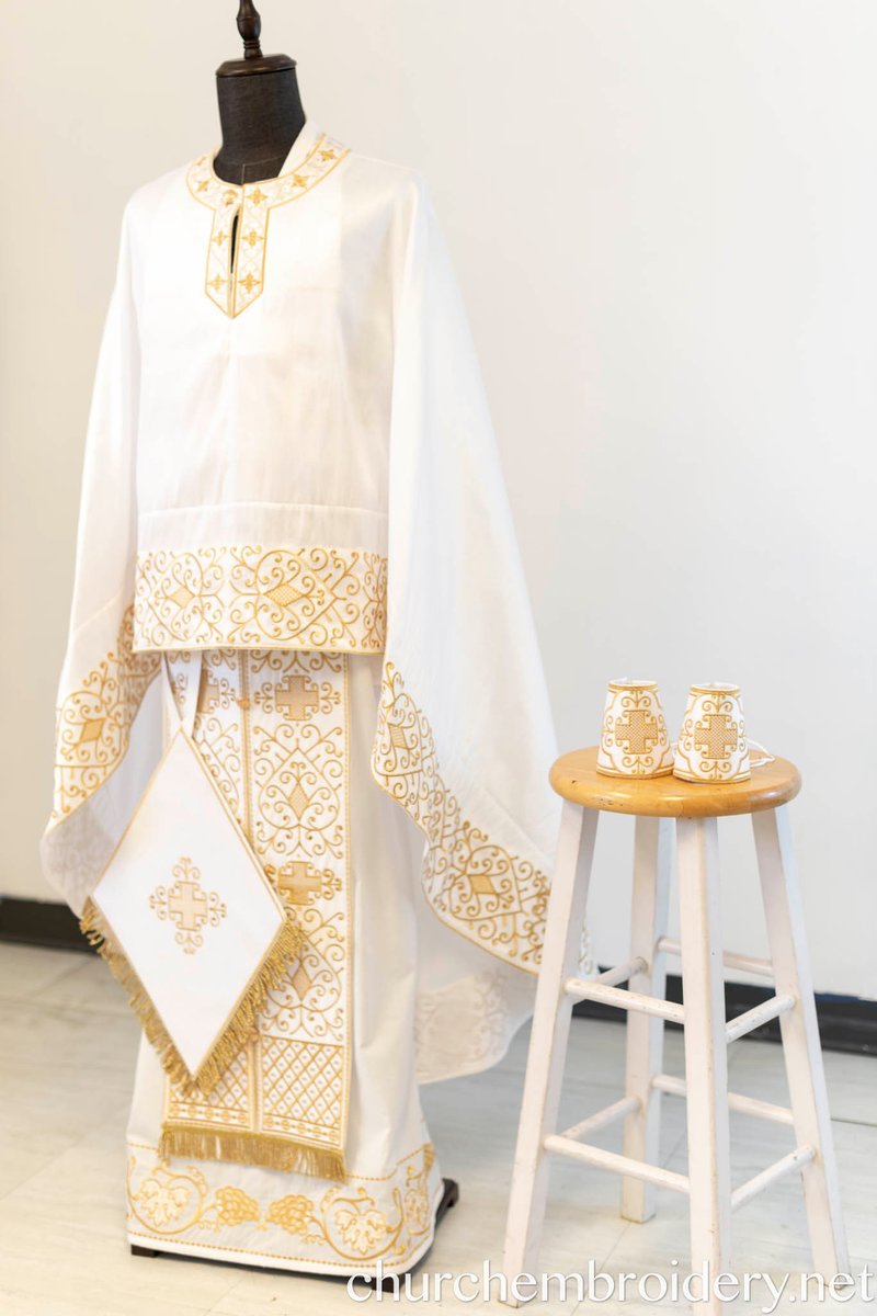 Fully-Embroidered Orthodox Priest Vestments Set — White-Gold Light silk — photo 7