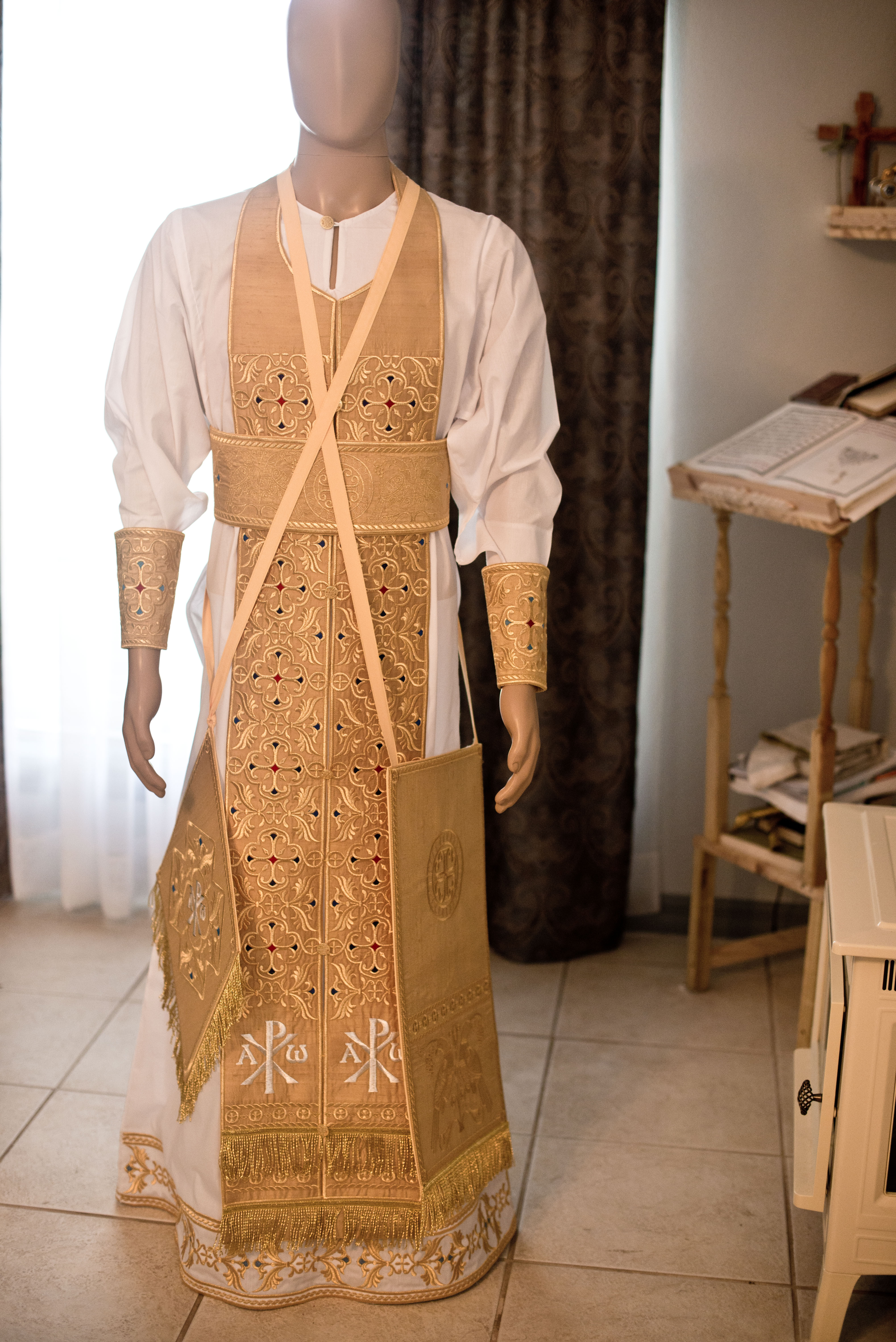 Gold  full embroidered  vestments priest set russian style — photo 11